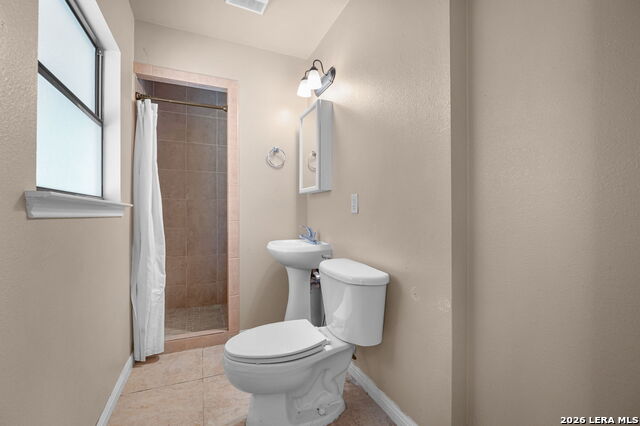 Image 11 of 19 For 4135 King Krest