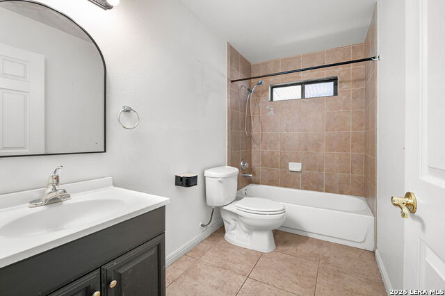 Image 13 of 19 For 4135 King Krest