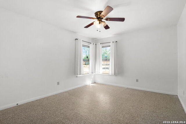 Image 14 of 19 For 4135 King Krest