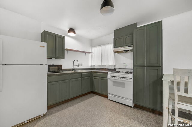 Image 8 of 19 For 4135 King Krest