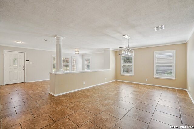 Image 17 of 50 For 2318 Tristan