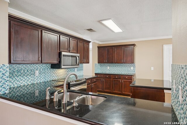 Image 4 of 50 For 2318 Tristan