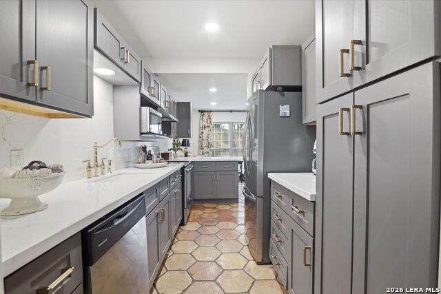 Image 7 of 22 For 1045 Shook Avenue  164