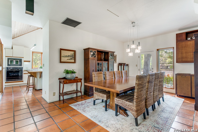 Image 10 of 26 For 301 Alamo Heights Blvd