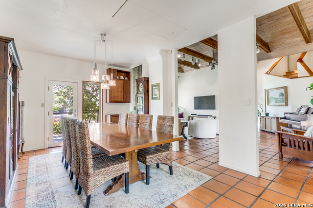 Image 11 of 26 For 301 Alamo Heights Blvd