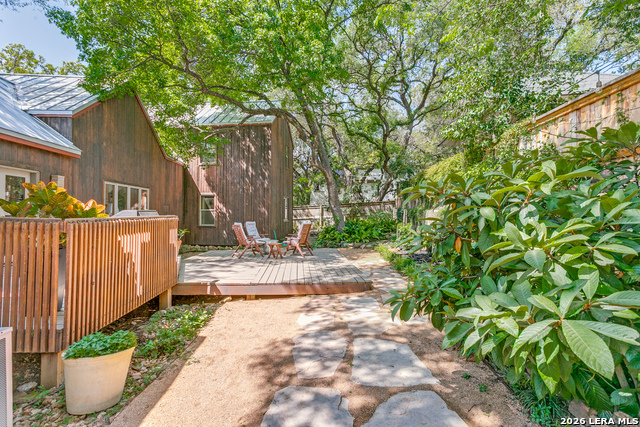 Image 24 of 26 For 301 Alamo Heights Blvd