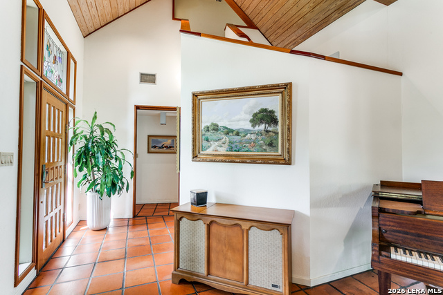 Image 5 of 26 For 301 Alamo Heights Blvd