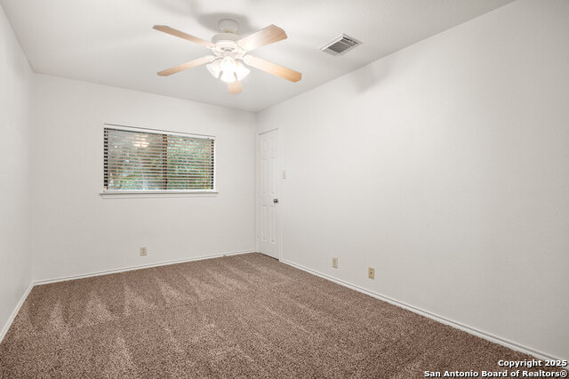 Image 22 of 29 For 8619 Park Olympia