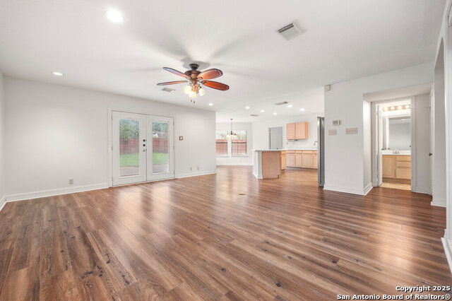 Image 8 of 29 For 8619 Park Olympia