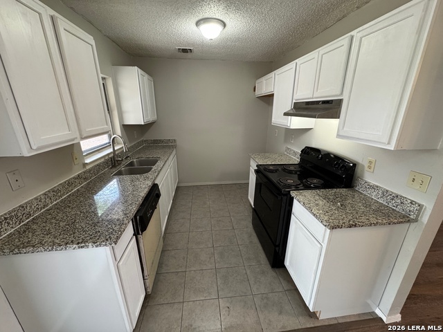 Image 4 of 11 For 809 Hickory Hill Dr