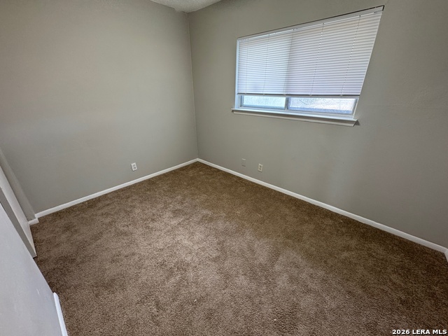 Image 6 of 11 For 809 Hickory Hill Dr