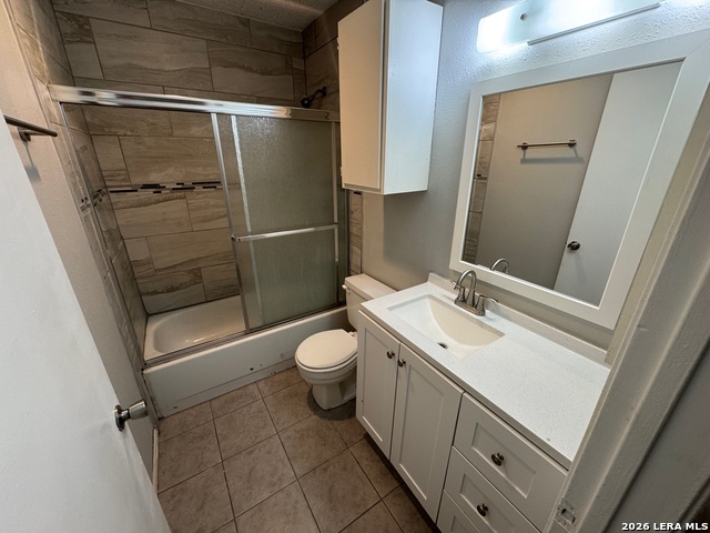 Image 7 of 11 For 809 Hickory Hill Dr