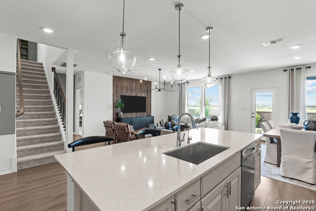 Image 8 of 35 For 1508 Whistlers Way