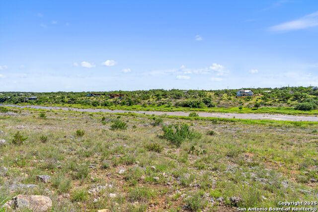 Image 19 of 37 For 620 Rio Vista Rd