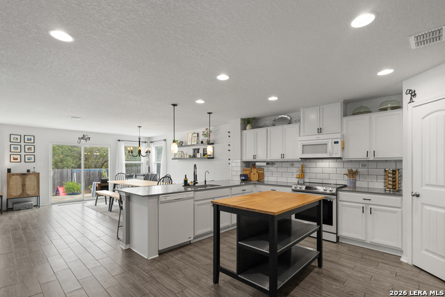 Image 8 of 37 For 7650 Heavenly Arbor