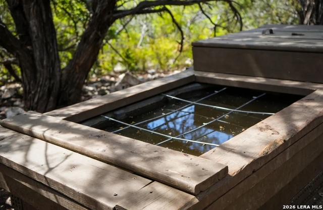 Image 12 of 20 For 000 No Name  