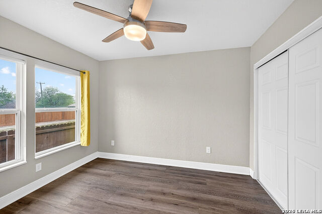 Image 23 of 30 For 1035 San Francisco