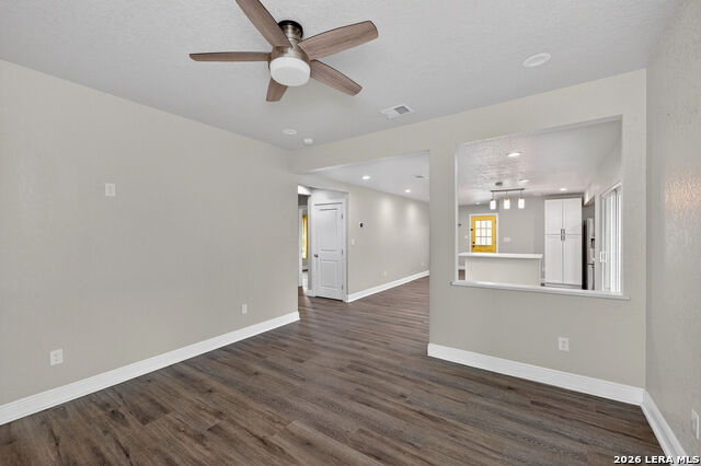 Image 3 of 30 For 1035 San Francisco