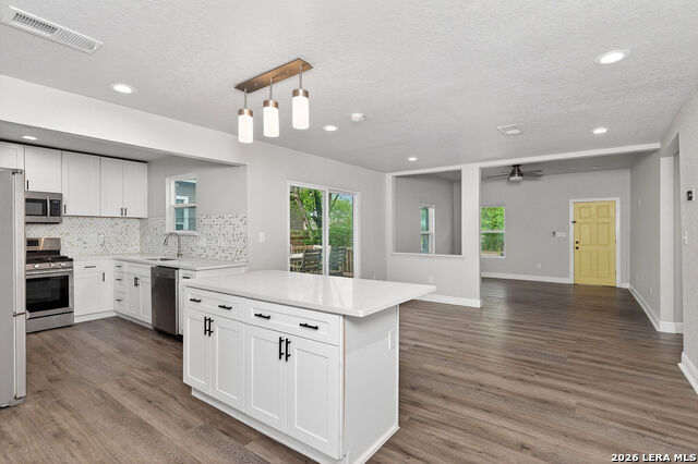 Image 7 of 30 For 1035 San Francisco