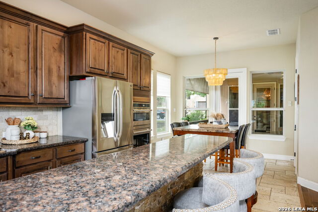 Image 24 of 67 For 3102 Spider Lily