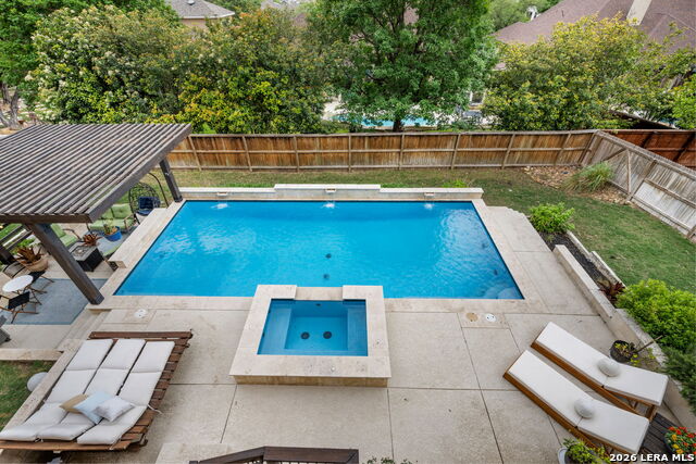 Image 30 of 67 For 3102 Spider Lily