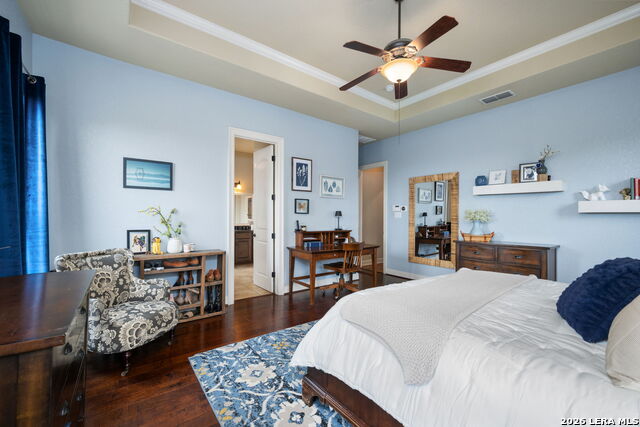 Image 32 of 67 For 3102 Spider Lily