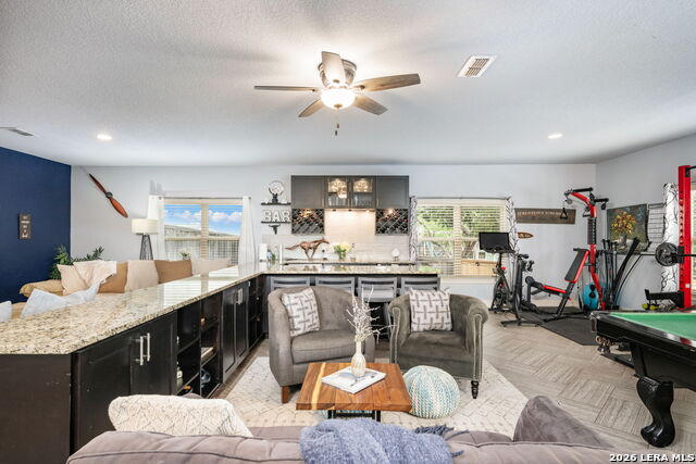 Image 43 of 67 For 3102 Spider Lily