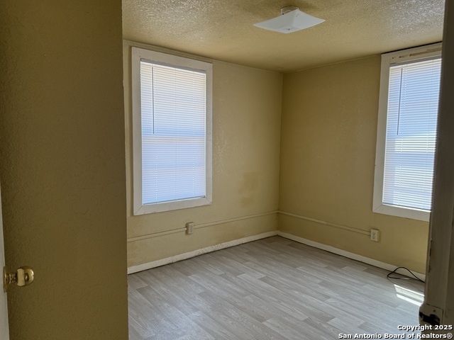 Image 9 of 9 For 113 Claudia  