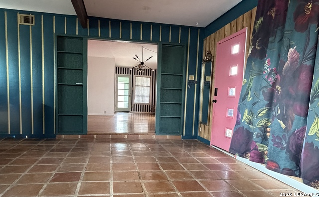 Image 2 of 12 For 406 Rexford  