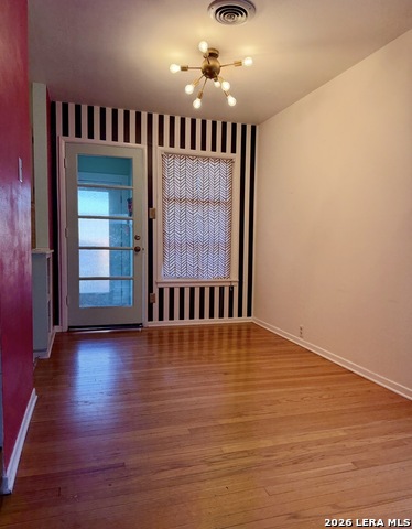 Image 5 of 12 For 406 Rexford  