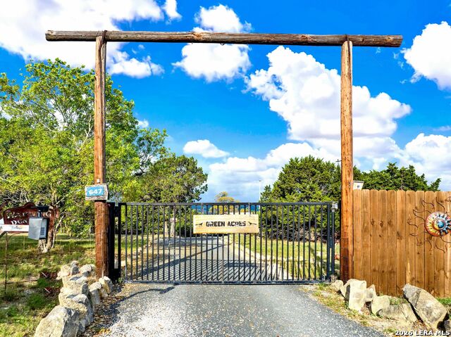 Image 2 of 52 For 647 Medina Hills