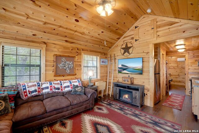 Image 30 of 52 For 647 Medina Hills