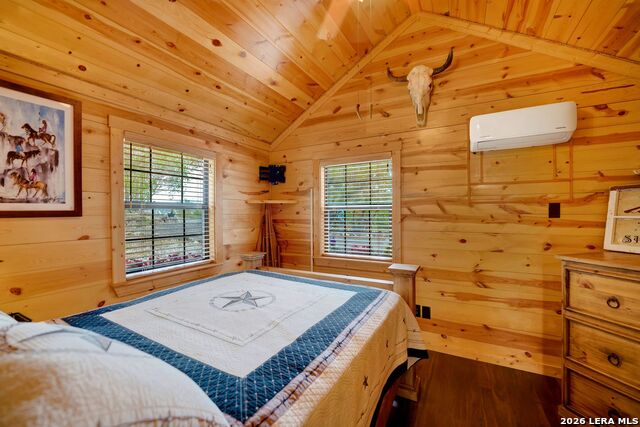 Image 35 of 52 For 647 Medina Hills