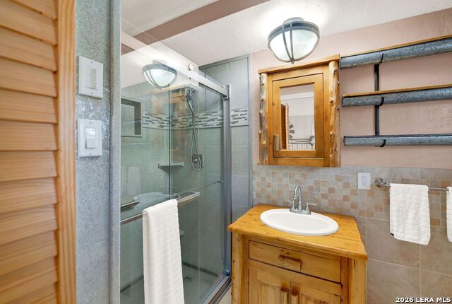 Image 49 of 52 For 647 Medina Hills