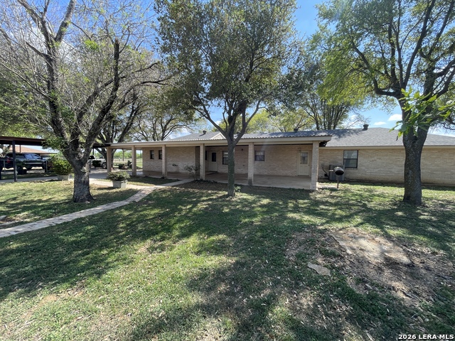 Listing photo id 16 for 900 Graytown Road N