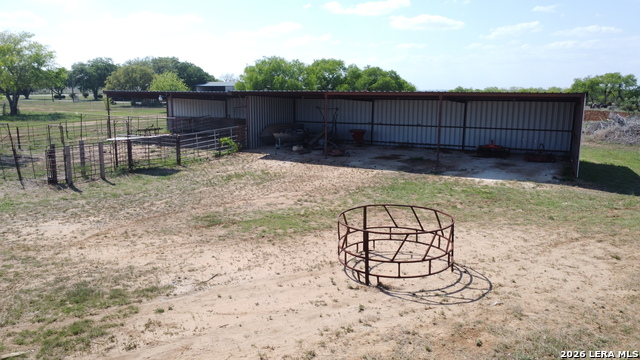 Listing photo id 22 for 900 Graytown Road N