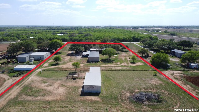 Listing photo id 23 for 900 Graytown Road N