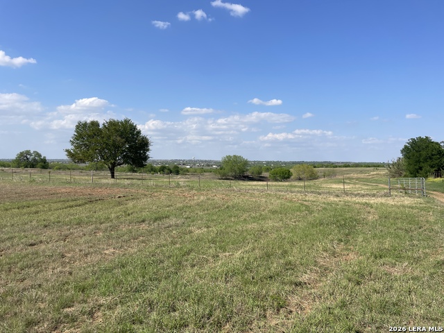 Listing photo id 26 for 900 Graytown Road N