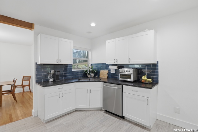 Image 12 of 37 For 2410 Saint Anthony Ave