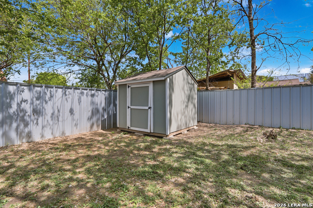 Image 30 of 37 For 2410 Saint Anthony Ave