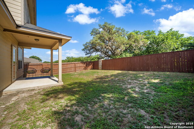 Image 36 of 39 For 133 Finch Knoll