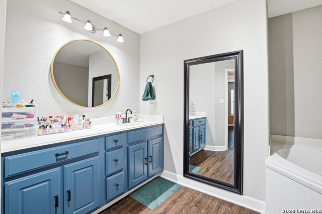 Image 19 of 30 For 11267 Magic  