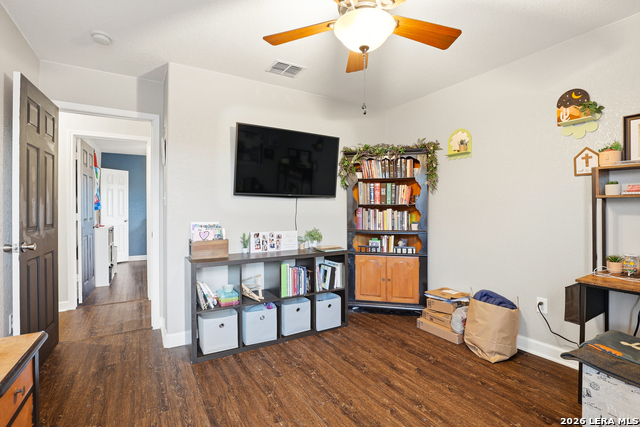 Image 21 of 30 For 11267 Magic  