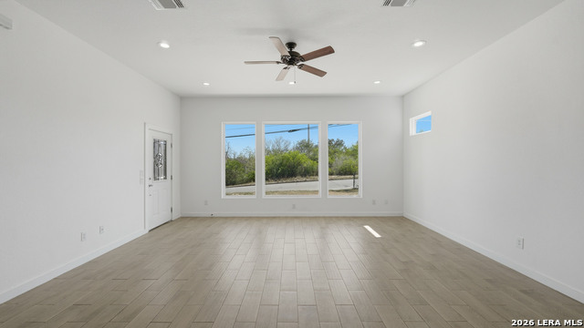 Image 11 of 34 For 893 Mather E 893