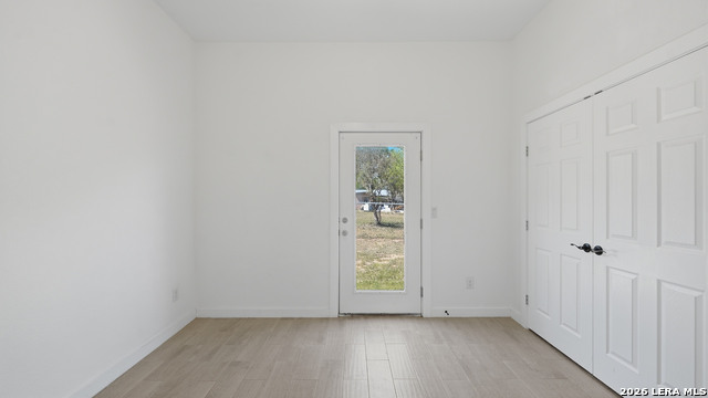 Image 15 of 34 For 893 Mather E 893