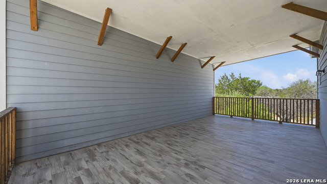 Image 30 of 32 For 895 Mather E