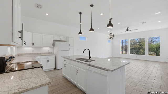 Image 6 of 32 For 895 Mather E