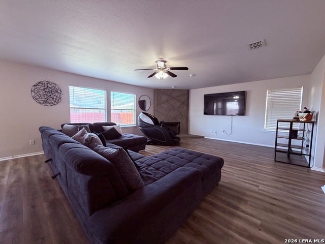 Image 18 of 48 For 422 Abigail  