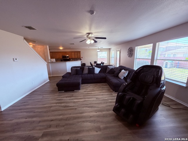 Image 20 of 48 For 422 Abigail  