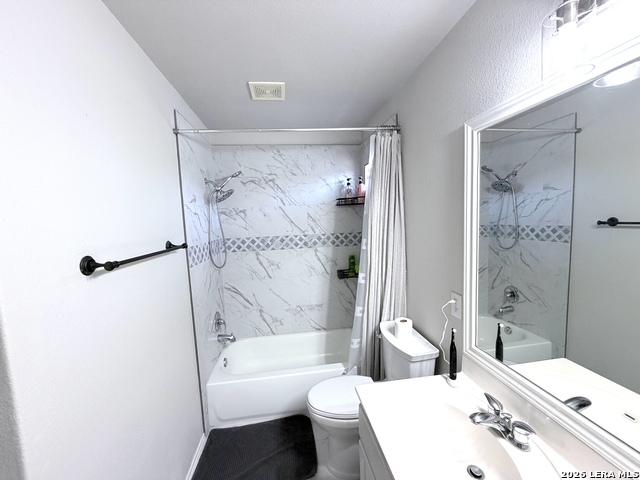 Image 29 of 48 For 422 Abigail  